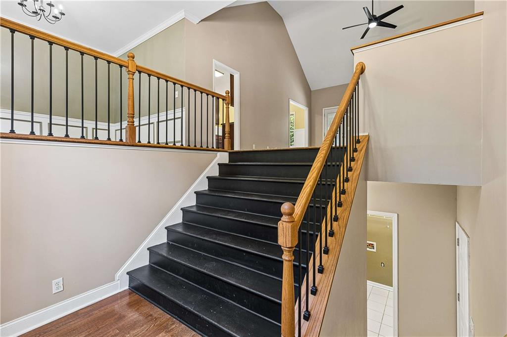 3910 Mountain View Road Northwest Kennesaw, GA 30152 - Photo 3 of 54 Gallery Image 3