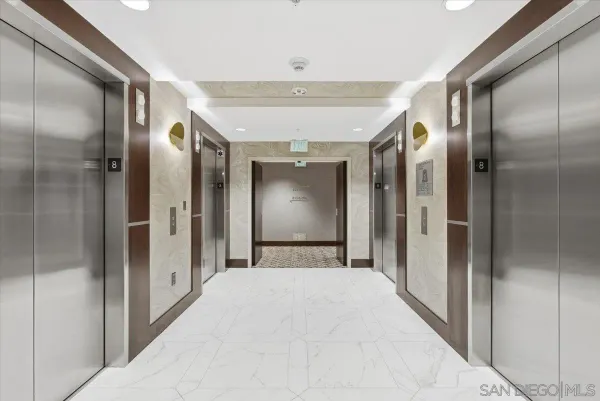 $5,500 | 1325 Pacific Highway, Unit 805, San Diego, CA 92101