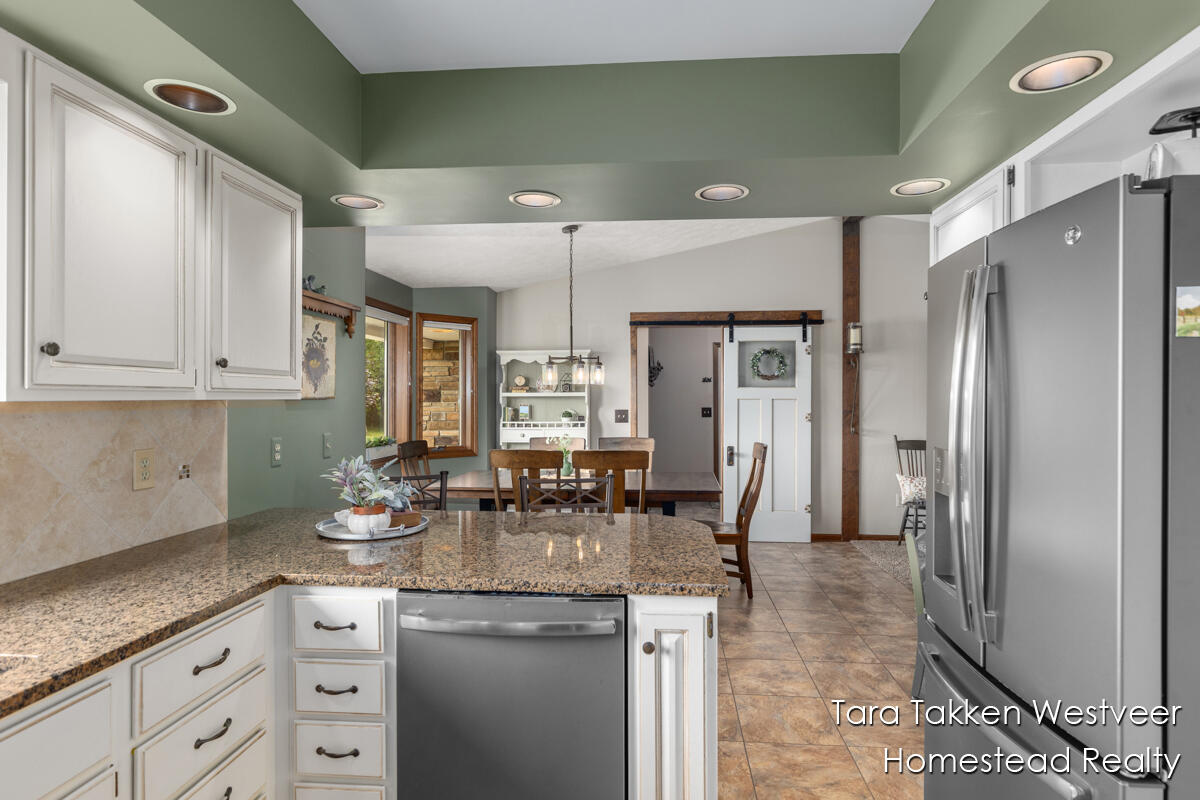 3242 Harding Street Conklin, MI 49403 - Photo 6 of 31 IMG_1015