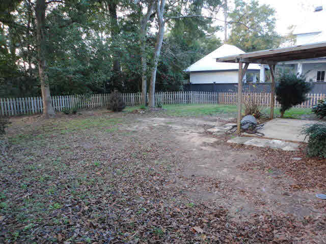 805 Bon Secour Avenue Fairhope, AL 36532 - Photo 14 of 14 Back Yard
