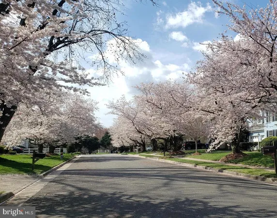 $1,949,000 | 1502 Chain Bridge Court, McLean, VA 22101