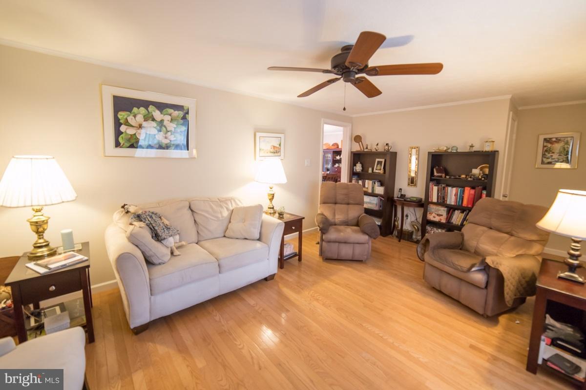 6299 Igo Road King George, VA 22485 - Photo 14 of 23 Living Room