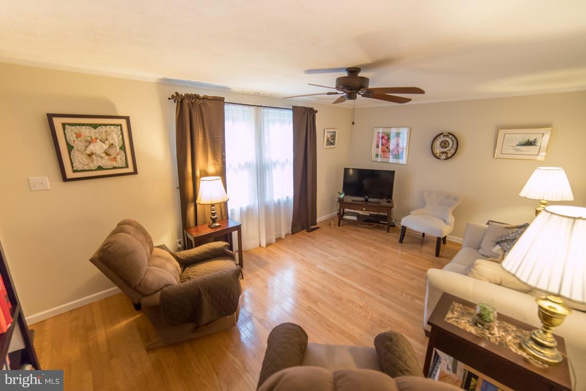 6299 Igo Road King George, VA 22485 - Photo 15 of 23 Living Room