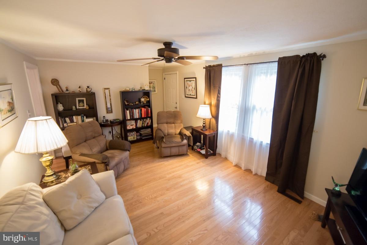 6299 Igo Road King George, VA 22485 - Photo 16 of 23 Living Room