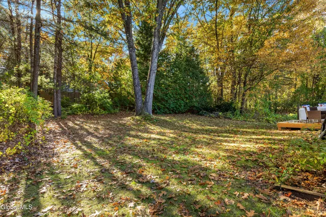 $284,900 | 40 Pheasant Court, Saratoga Springs, NY 12866