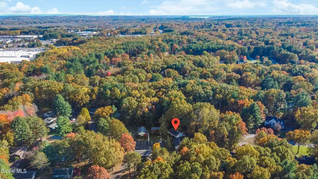 $284,900 | 40 Pheasant Court, Saratoga Springs, NY 12866