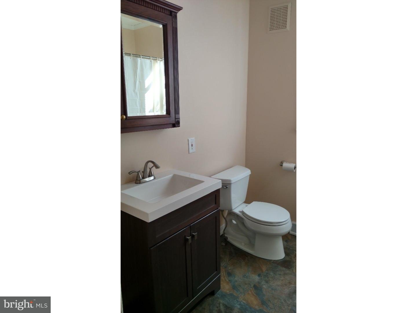 1521-2 Rancocas Road Mount Holly, NJ 08060 - Photo 17 of 17 Bathroom