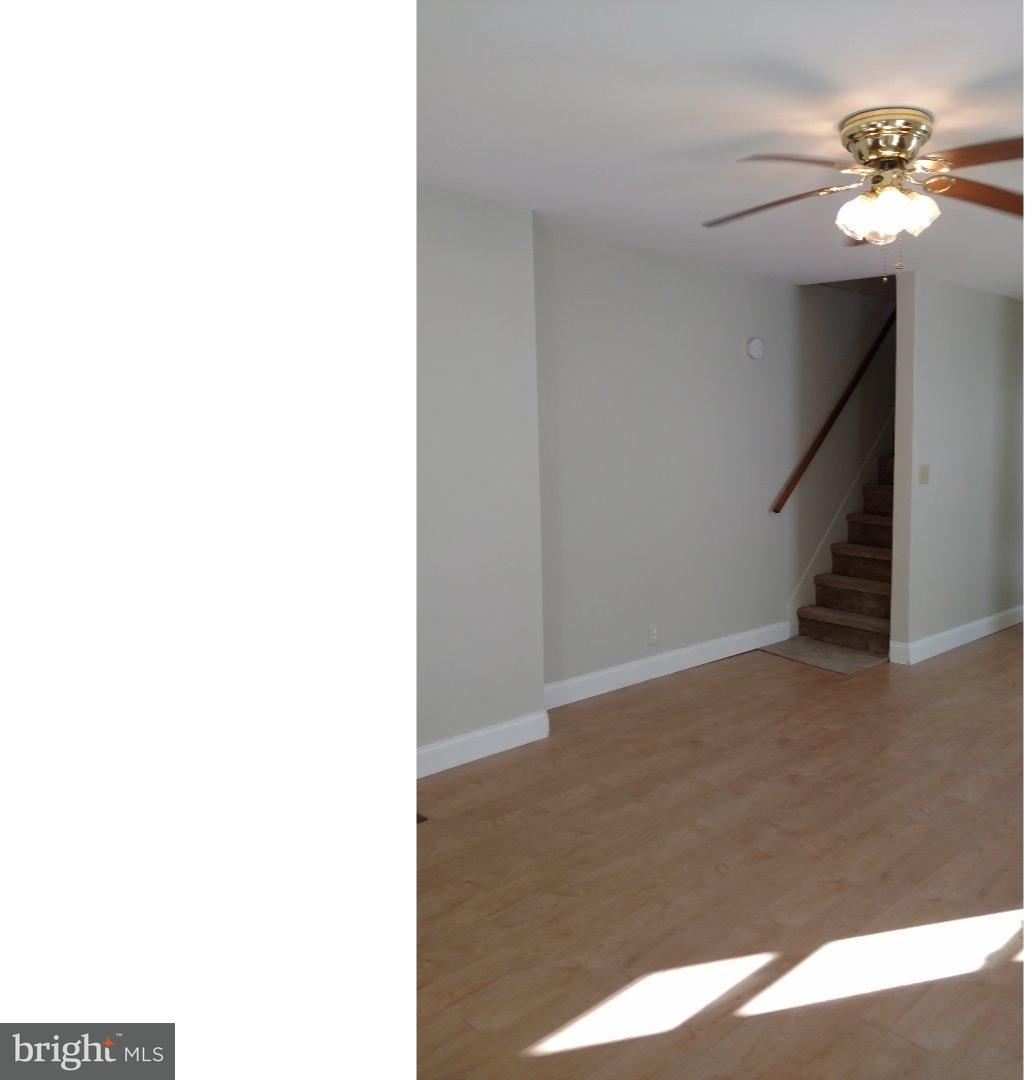 1521-2 Rancocas Road Mount Holly, NJ 08060 - Photo 9 of 17 Living Room