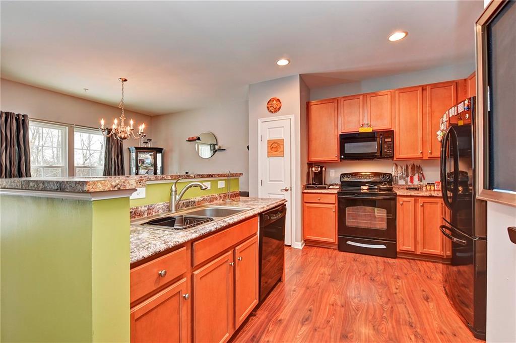 296 Maple Ridge Drive Canonsburg, PA 15317 - Photo 10 of 25 Gallery Image 10
