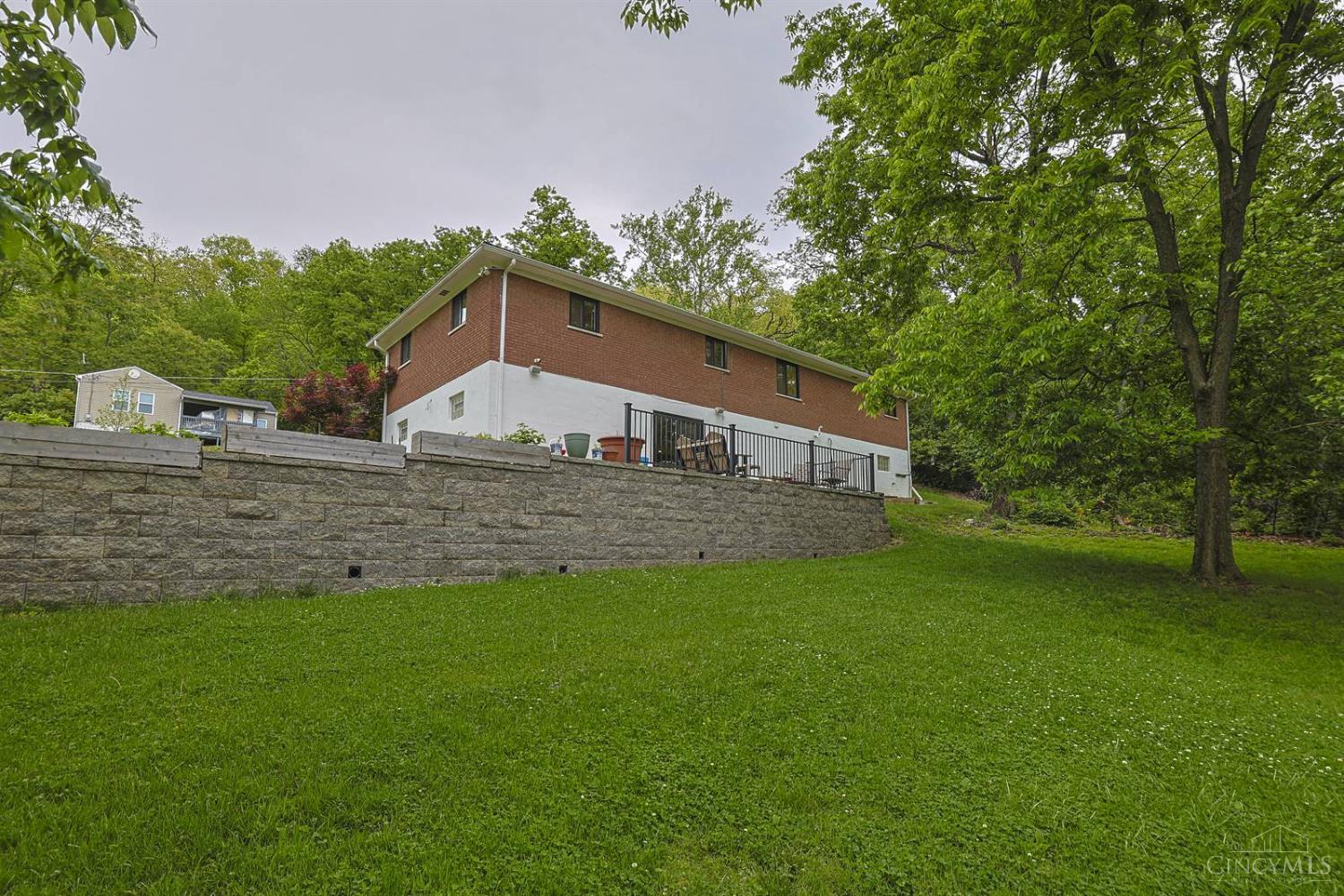 5801 Maphet Street Cincinnati, OH 45227 - Photo 41 of 42