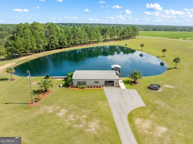 $1,600,000 | 375 Dasher Street, Lyons, GA 30436