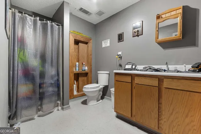 $1,600,000 | 375 Dasher Street, Lyons, GA 30436