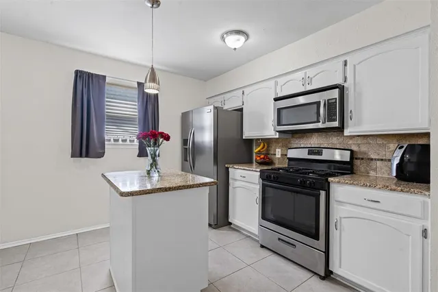 $295,000 | 5817 Bunker Boulevard, Watauga, TX 76148