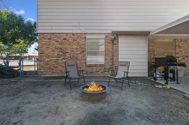 $295,000 | 5817 Bunker Boulevard, Watauga, TX 76148