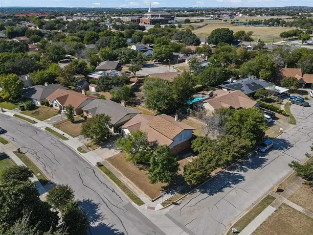 $295,000 | 5817 Bunker Boulevard, Watauga, TX 76148