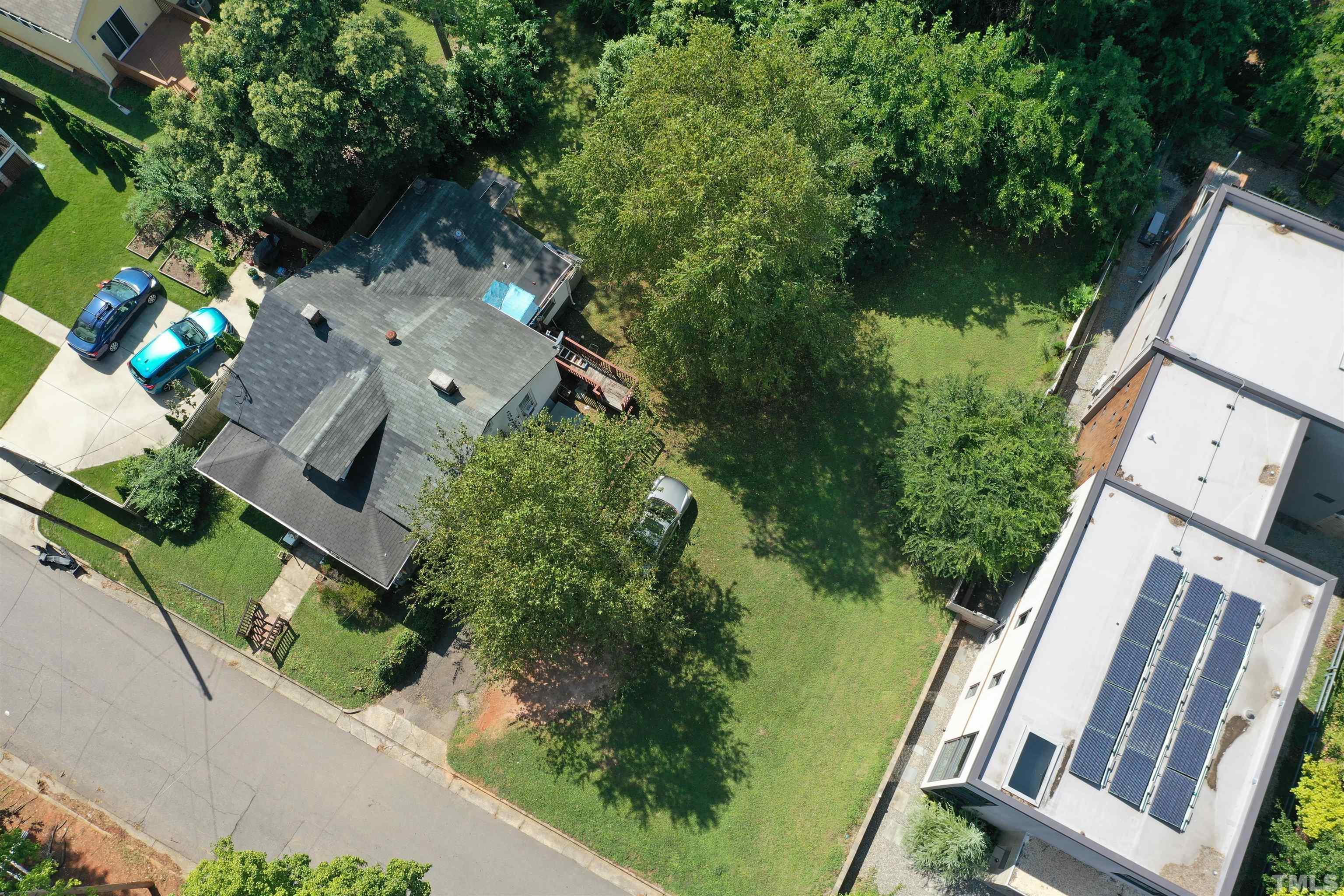 703 Chamberlain Street Raleigh, NC 27607 - Photo 8 of 11