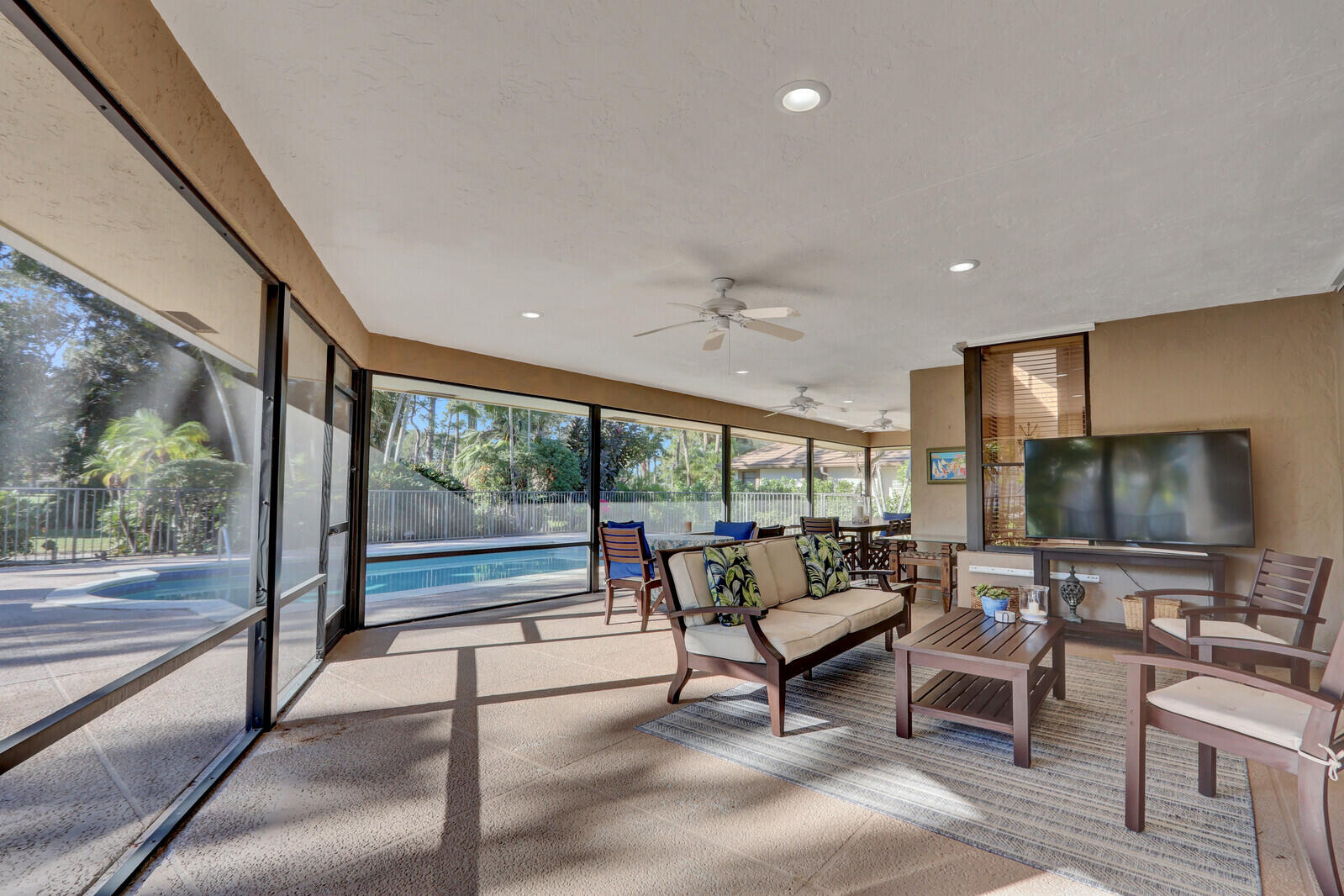 208 Turnberry Court South Atlantis, FL 33462 - Photo 24 of 44 208 Turnberry Court S.