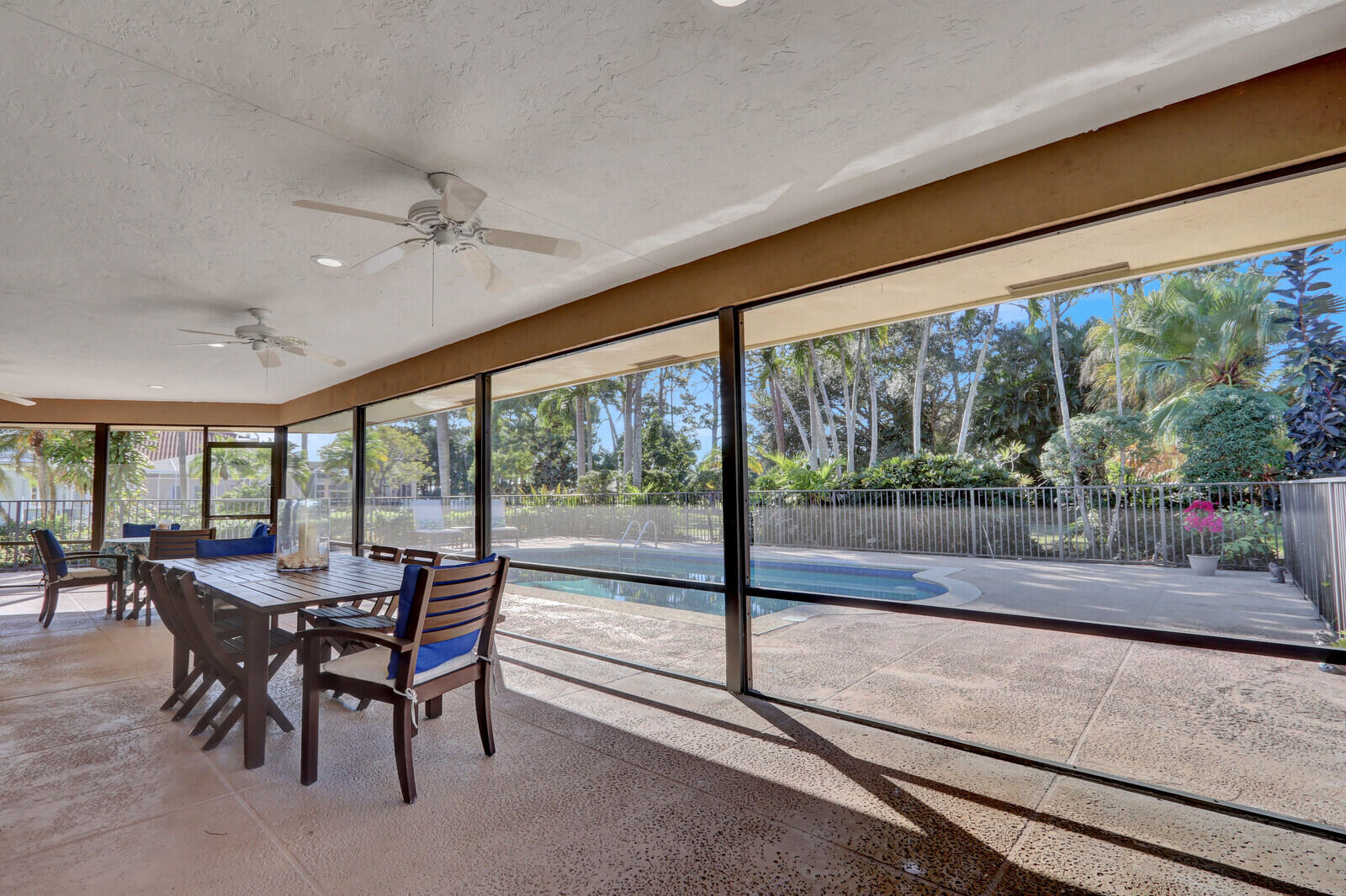 208 Turnberry Court South Atlantis, FL 33462 - Photo 25 of 44 Fabulous for entertaiing