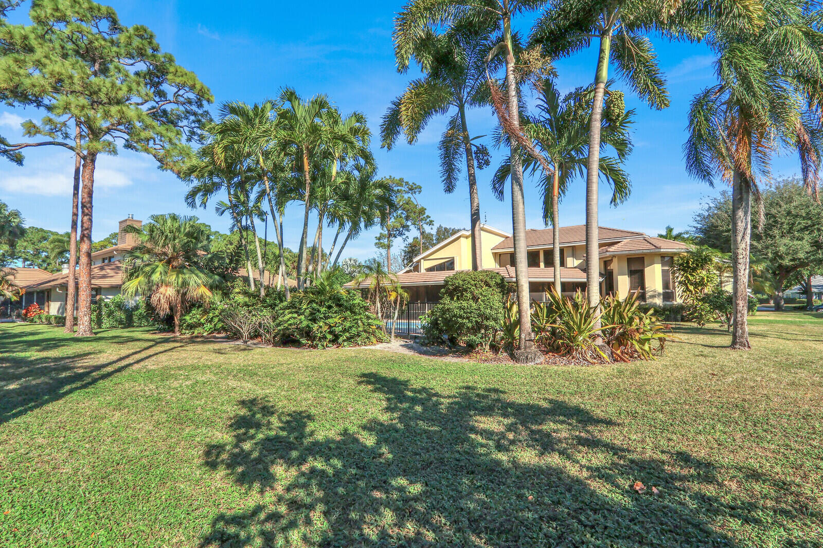 208 Turnberry Court South Atlantis, FL 33462 - Photo 32 of 44 .66 of an acre