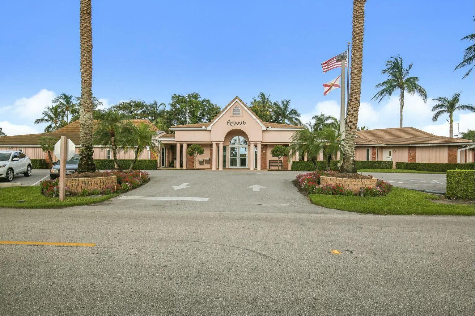 208 Turnberry Court South Atlantis, FL 33462 - Photo 37 of 44 Gated City