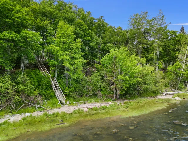 $1,725,000 | 115 Pirates Cove Road, Stockton Springs, ME 04981