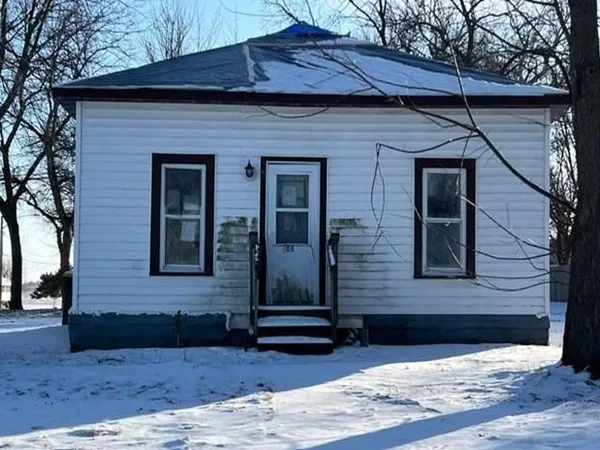 $26,000 | 505 Grove Street Southeast, Mapleton, MN 56065
