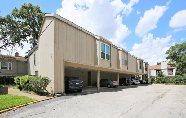 $1,100 | 2100 Tanglewilde Street, Unit 344, Houston, TX 77063
