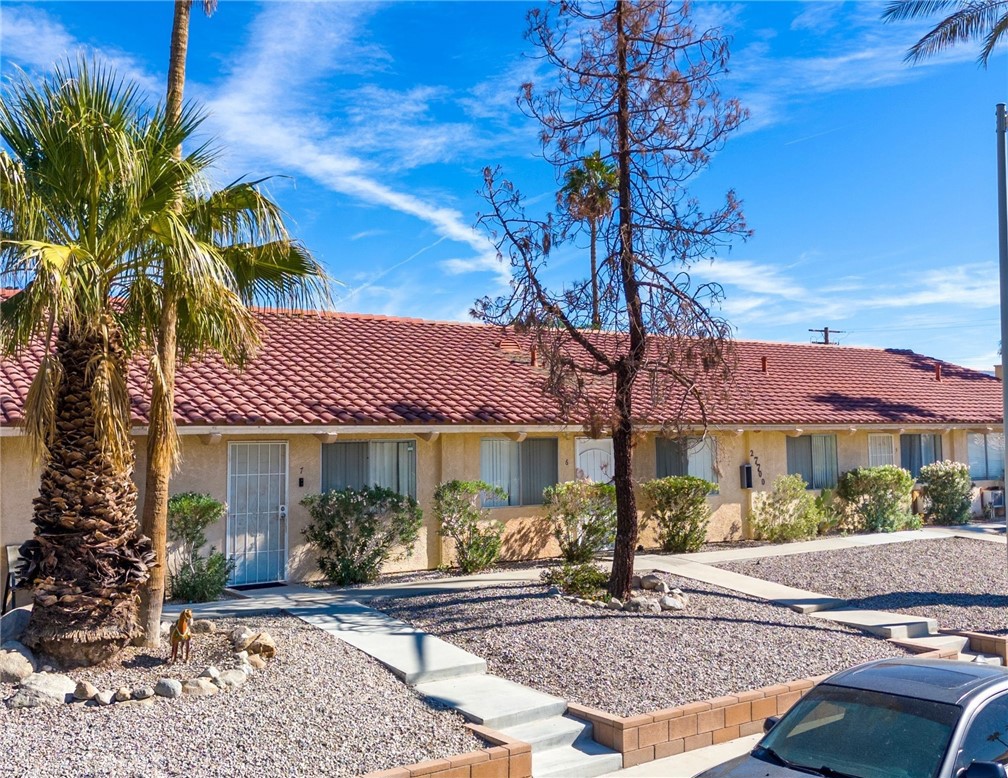 27700 Avenida Terrazo Cathedral City, CA 92234 - Photo 24 of 25 a front view of a house with garden