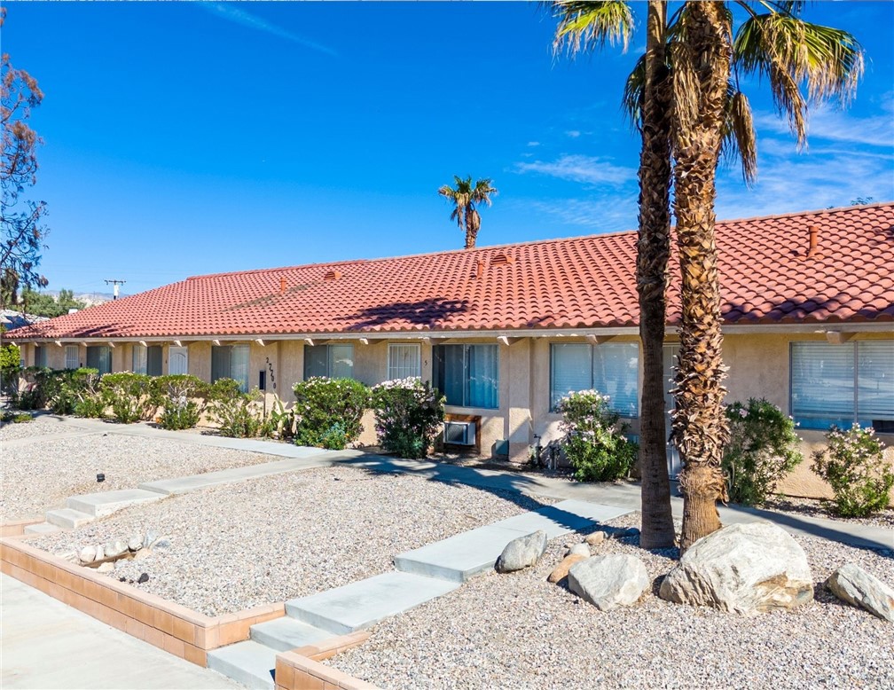 27700 Avenida Terrazo Cathedral City, CA 92234 - Photo 25 of 25 front view of a house with a yard