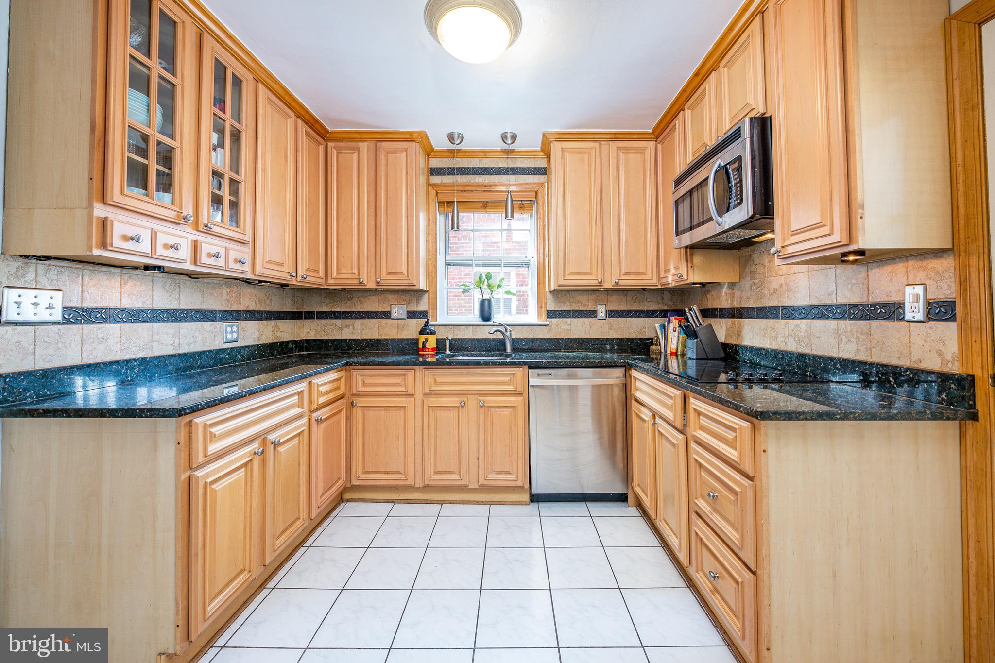 9408 Colesville Road Silver Spring, MD 20901 - Photo 10 of 39