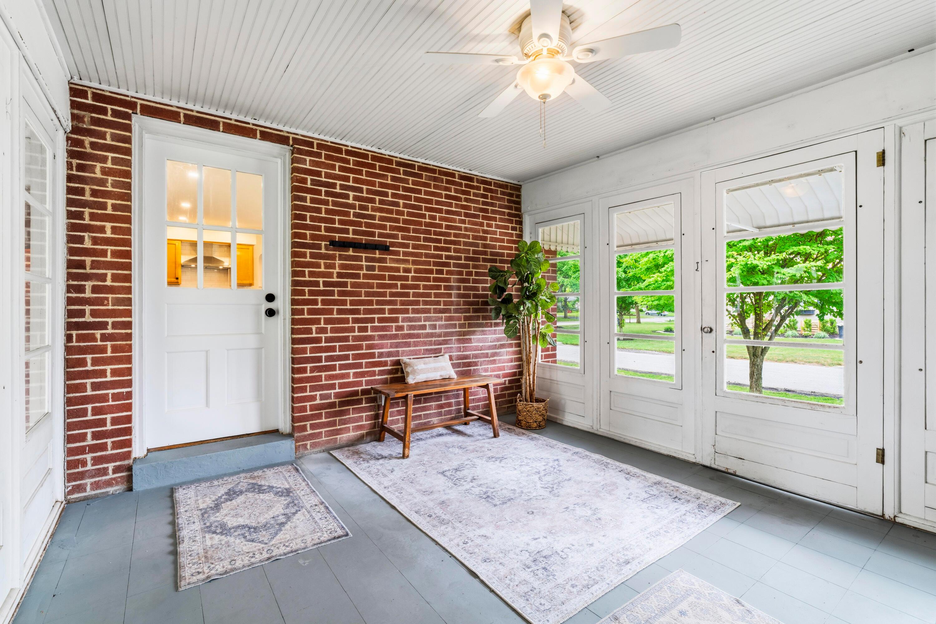 3213 Mountview Road Upper Arlington, OH 43221 - Photo 45 of 61 Breezeway