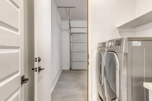 $3,000 | 8723 West Vista Avenue, Glendale, AZ 85305