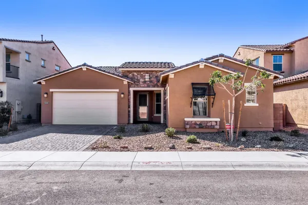 $3,000 | 8723 West Vista Avenue, Glendale, AZ 85305