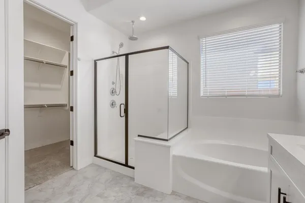 $3,000 | 8723 West Vista Avenue, Glendale, AZ 85305