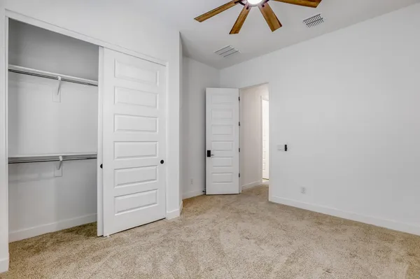 $3,000 | 8723 West Vista Avenue, Glendale, AZ 85305