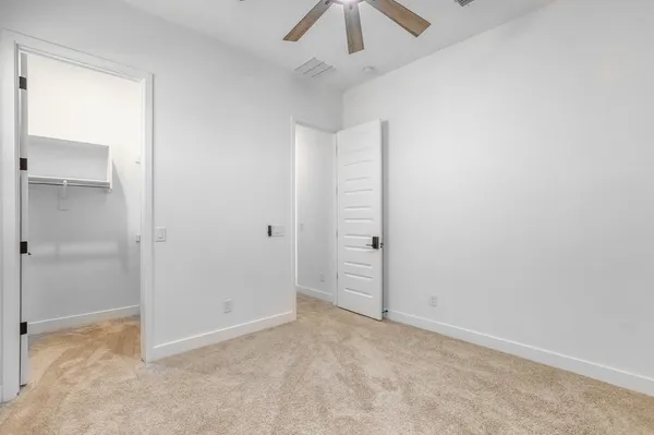 $3,000 | 8723 West Vista Avenue, Glendale, AZ 85305