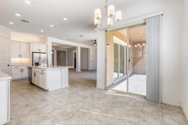 $3,000 | 8723 West Vista Avenue, Glendale, AZ 85305