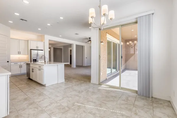 $3,000 | 8723 West Vista Avenue, Glendale, AZ 85305
