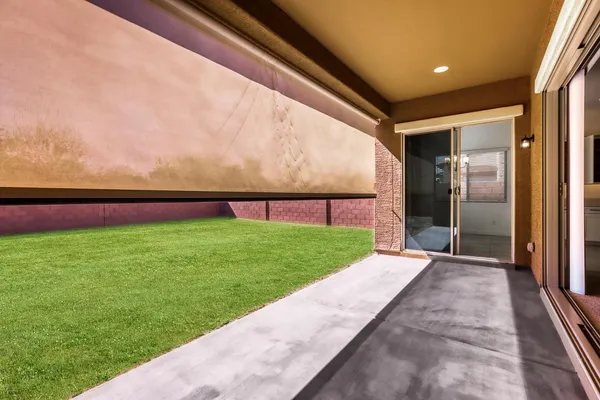 $3,000 | 8723 West Vista Avenue, Glendale, AZ 85305