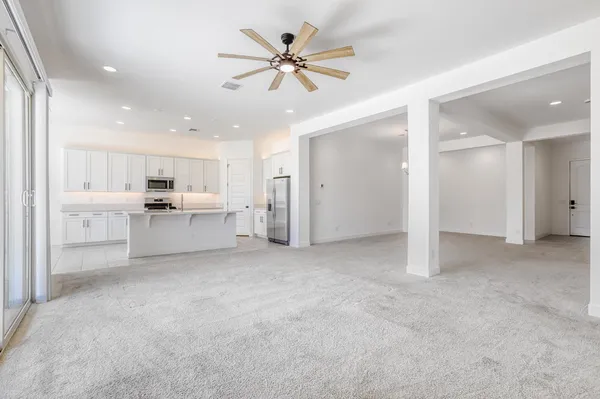 $3,000 | 8723 West Vista Avenue, Glendale, AZ 85305