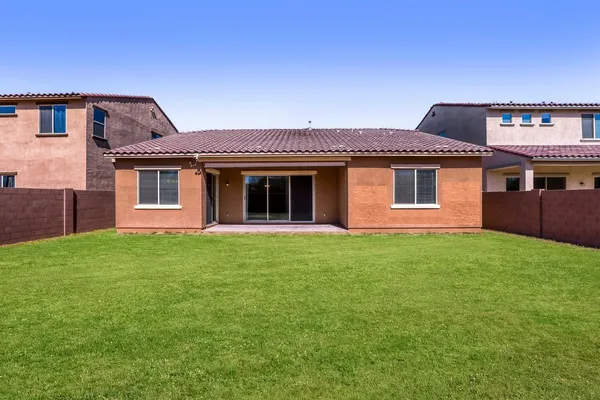 $3,000 | 8723 West Vista Avenue, Glendale, AZ 85305