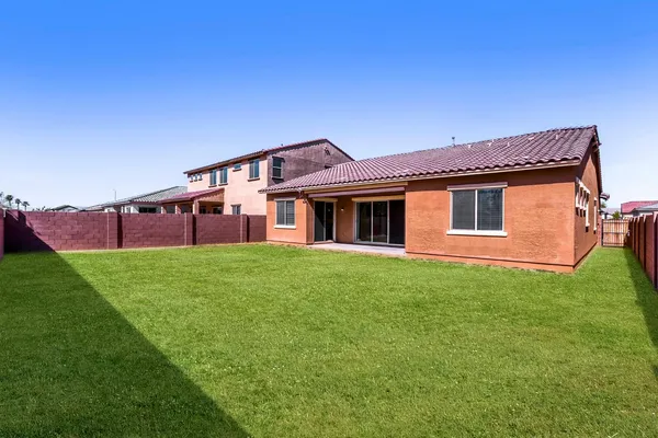 $3,000 | 8723 West Vista Avenue, Glendale, AZ 85305