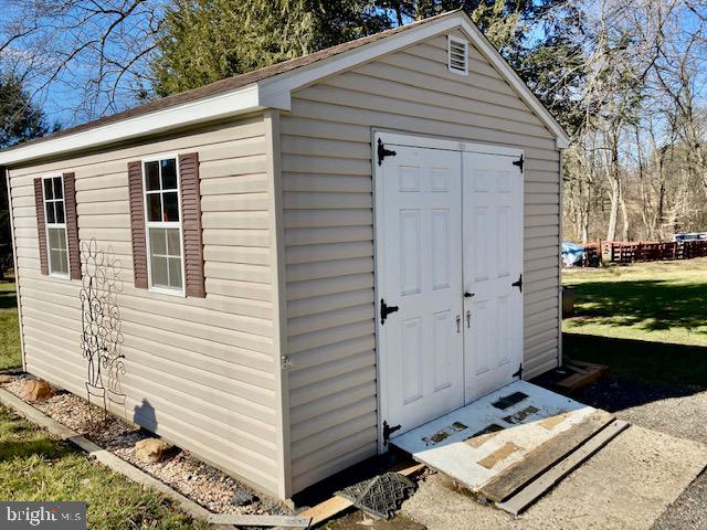 271 Lammey Road Elverson, PA 19520 - Photo 12 of 16 Gallery Image 12