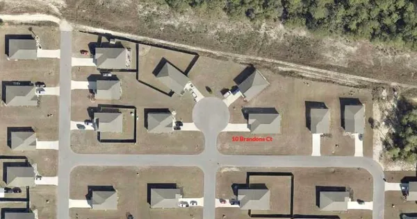 $299,700 | 10 Brandons Court, DeFuniak Springs, FL 32433