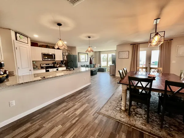 $299,700 | 10 Brandons Court, DeFuniak Springs, FL 32433