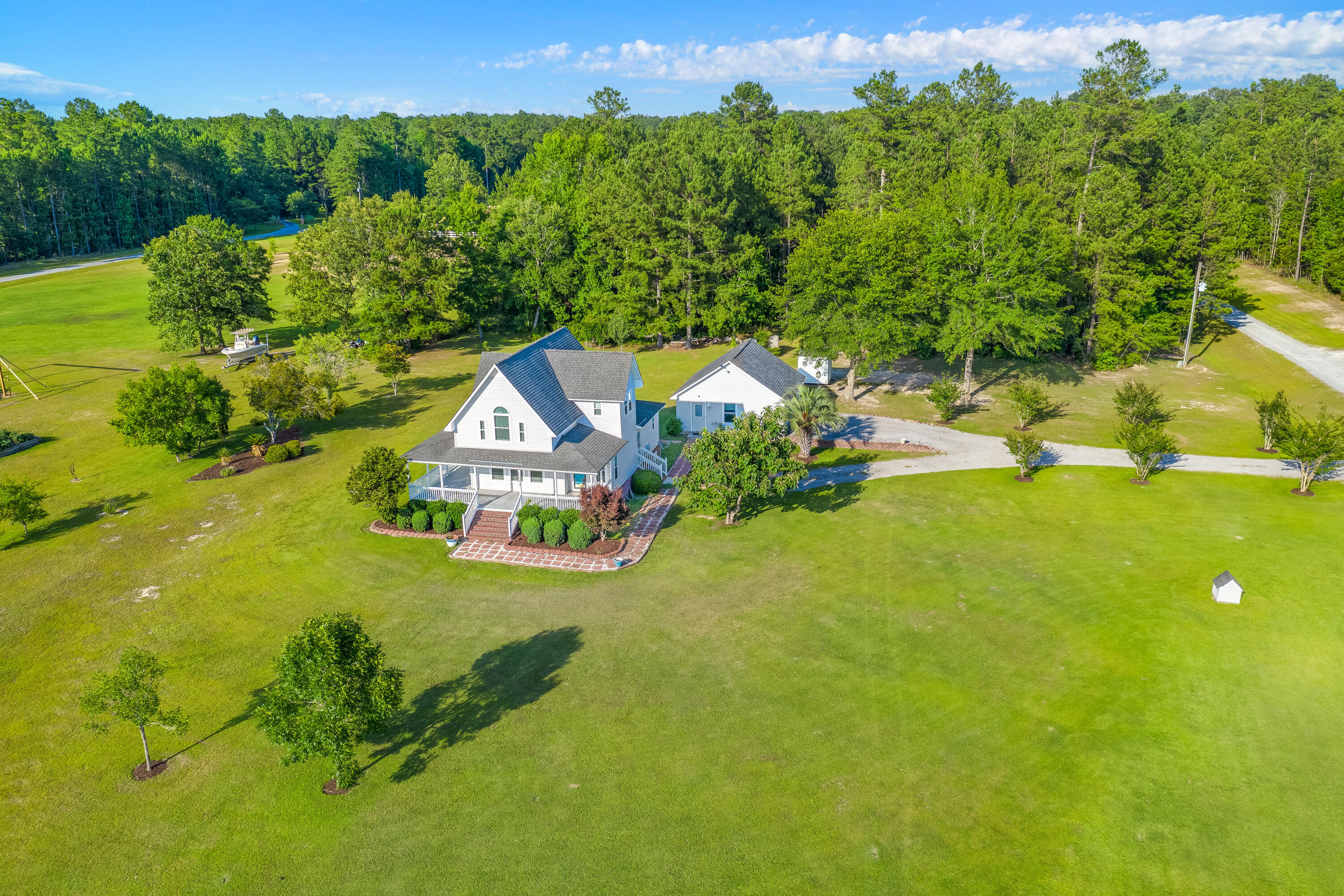 1120 Barnyard Road Bonneau, SC 29431 - Photo 1 of 33 GPS VISUALS 3
