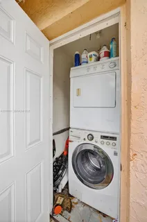 $350,000 | 2437 Northwest 20th Street, Fort Lauderdale, FL 33311