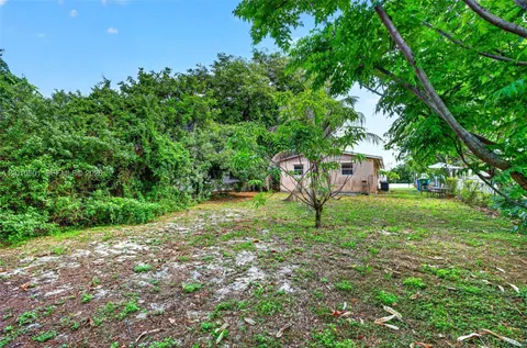 $350,000 | 2437 Northwest 20th Street, Fort Lauderdale, FL 33311