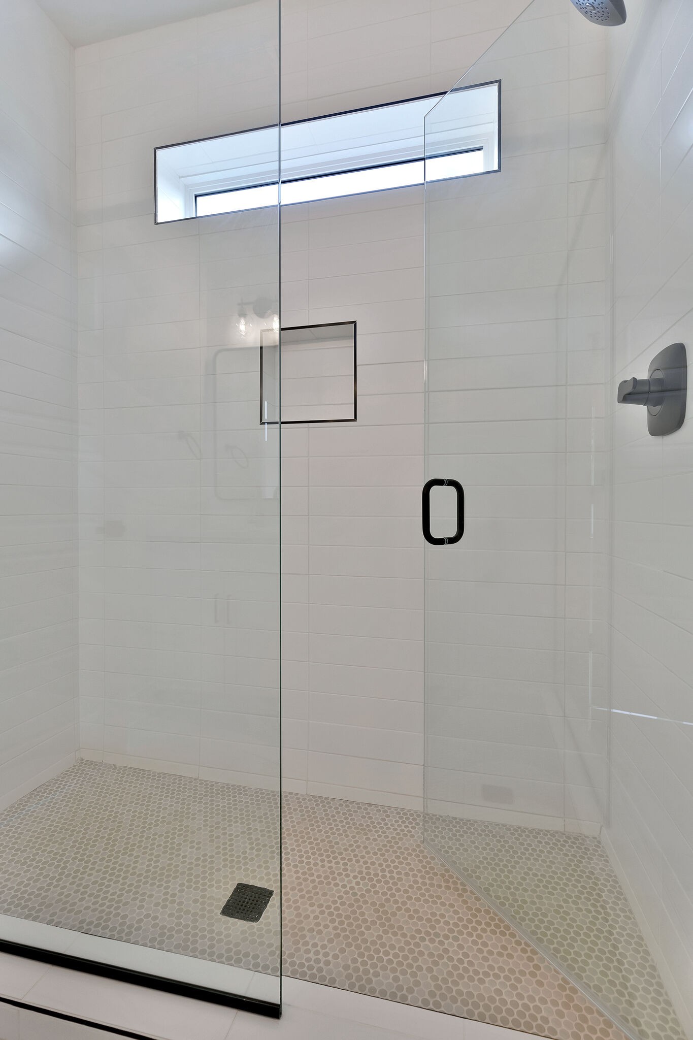 193 Paragon Mills Road Nashville, TN 37211 - Photo 28 of 31 a bathroom with a shower