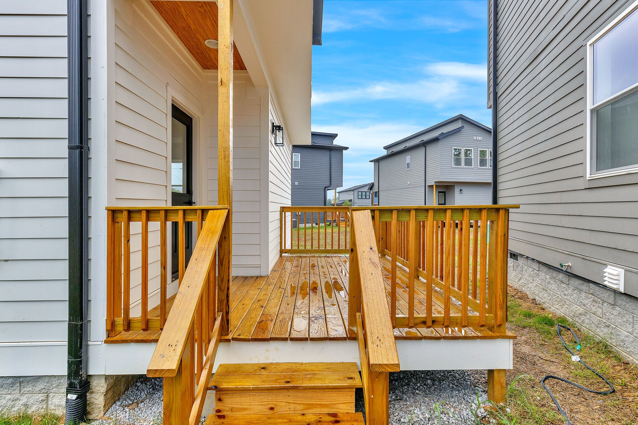 193 Paragon Mills Road Nashville, TN 37211 - Photo 29 of 31 a view of a house with a door